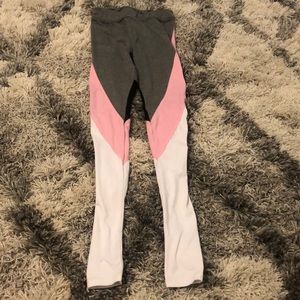 Grey, pink and white leggings, size Xs fits like S